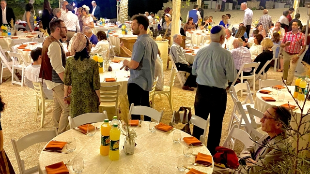 מתחם בצל ההר - חאן ארץ הצבי