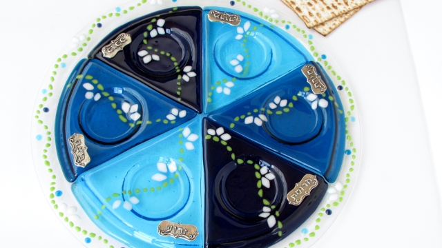 מענית אומנות בזכוכית